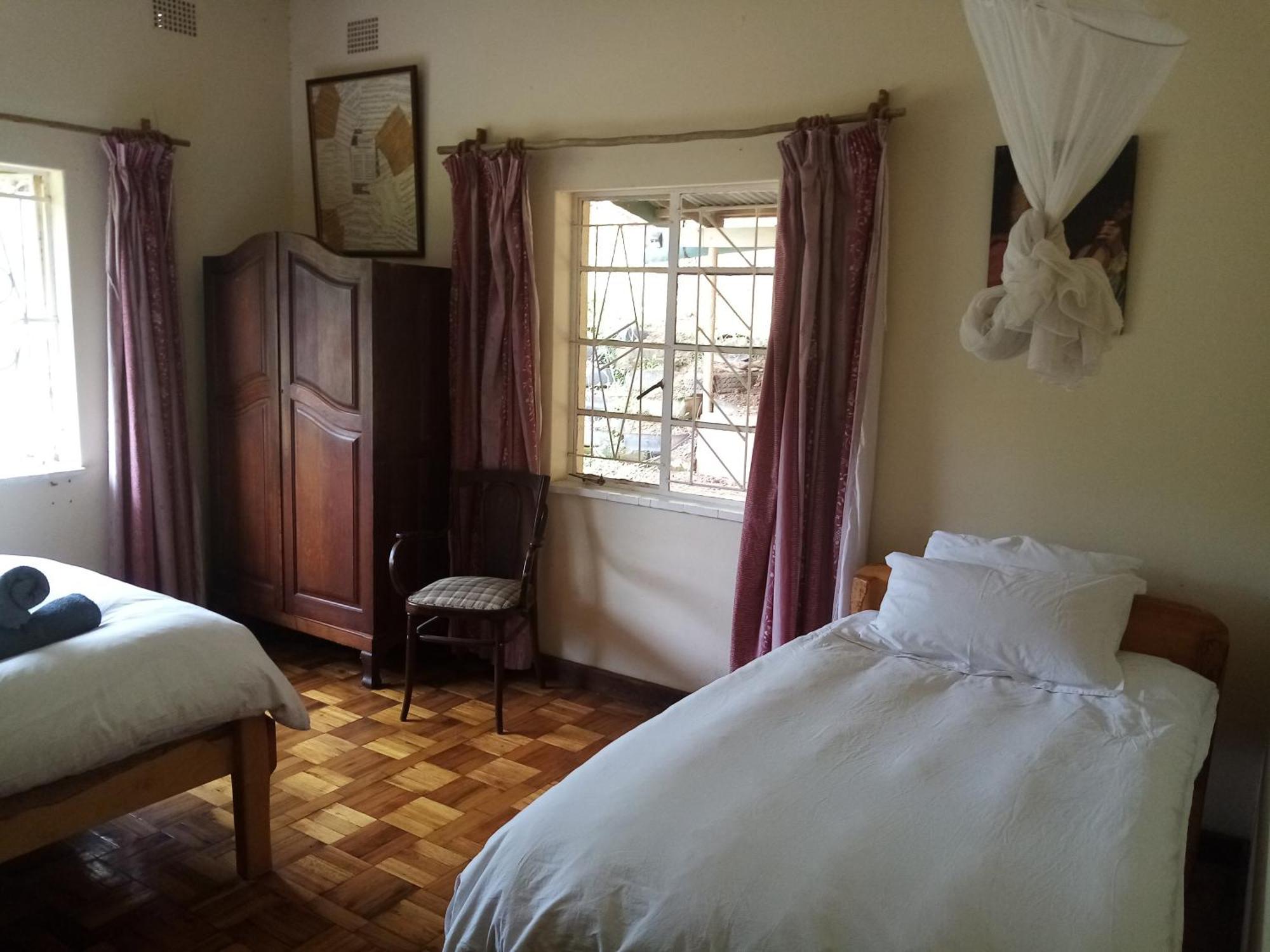 Bushwhacked Barberton Quarto foto