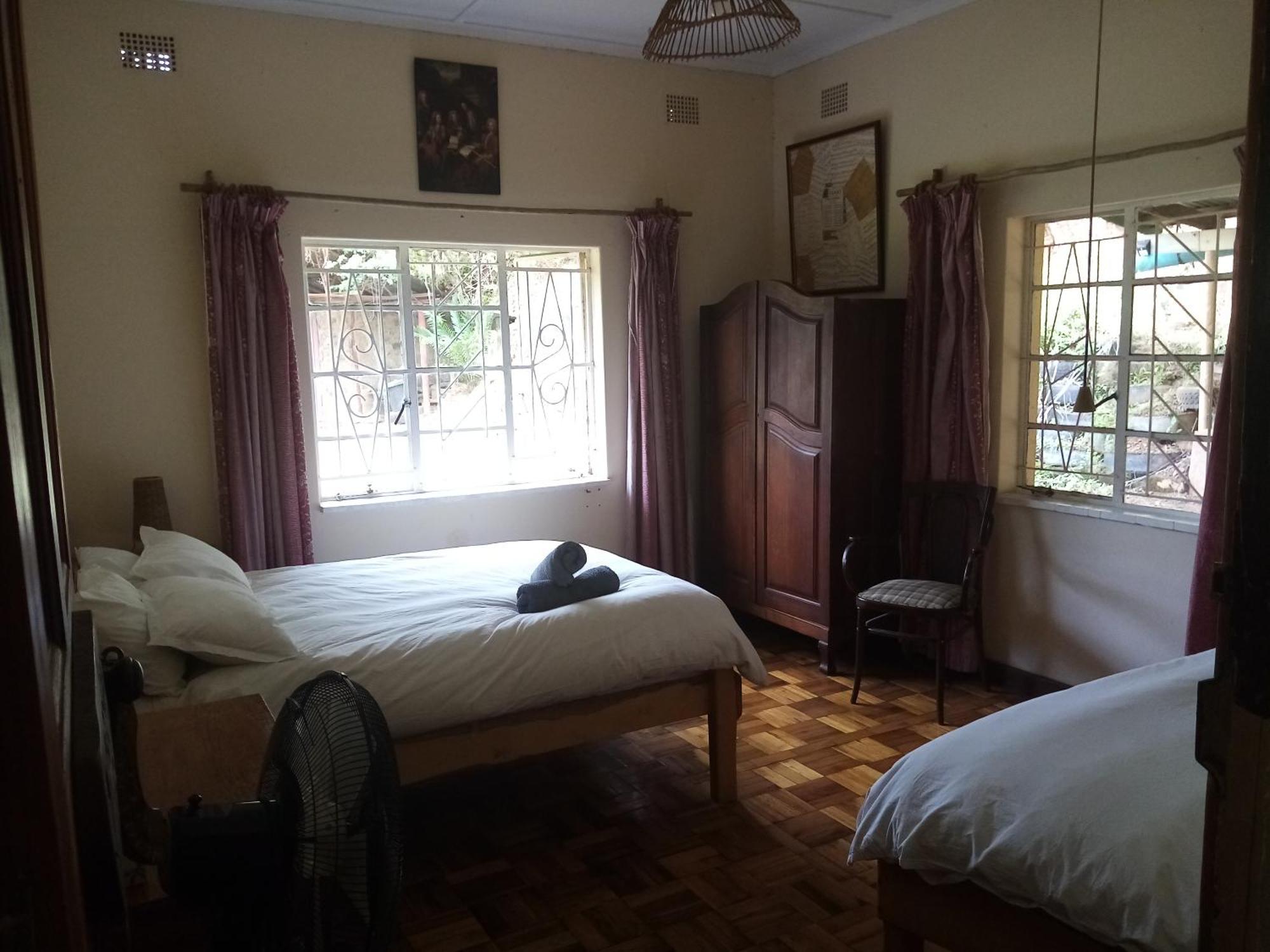 Bushwhacked Barberton Quarto foto